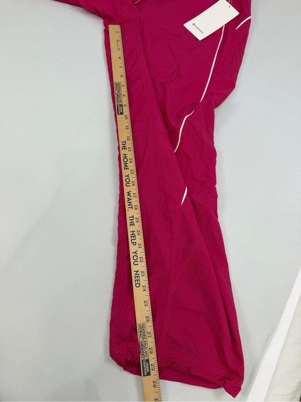Lululemon License To Train Lightweight Jogger Pink NWT Size 6 - Picture 7 of 11
